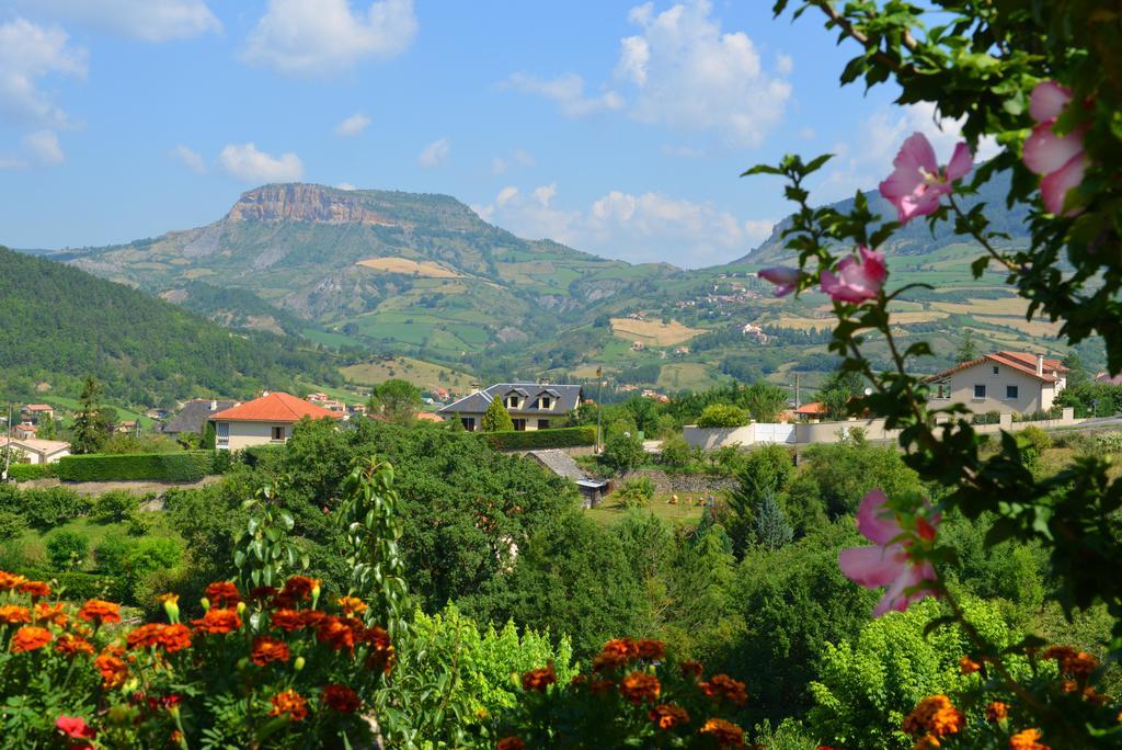 Les Fleurs De Marie Βίλα La Cresse Εξωτερικό φωτογραφία